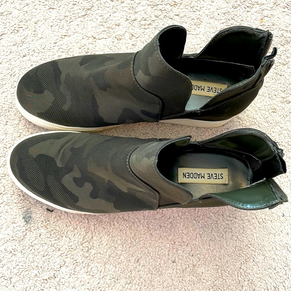 Steve Madden Wedge Sneaker